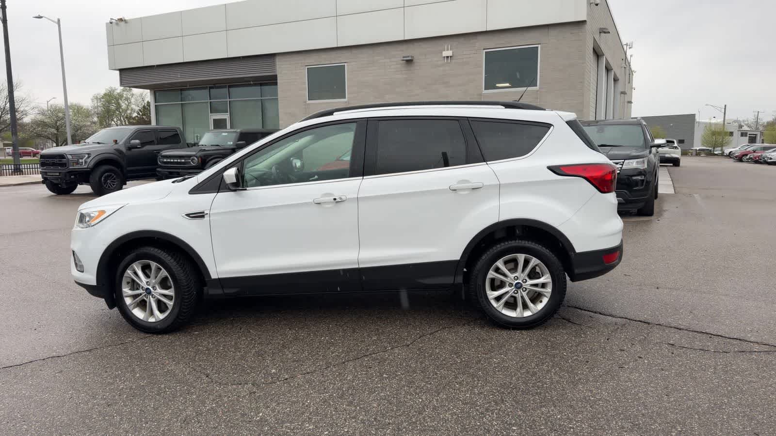 Thumbnail: 2019 Ford Escape - 7