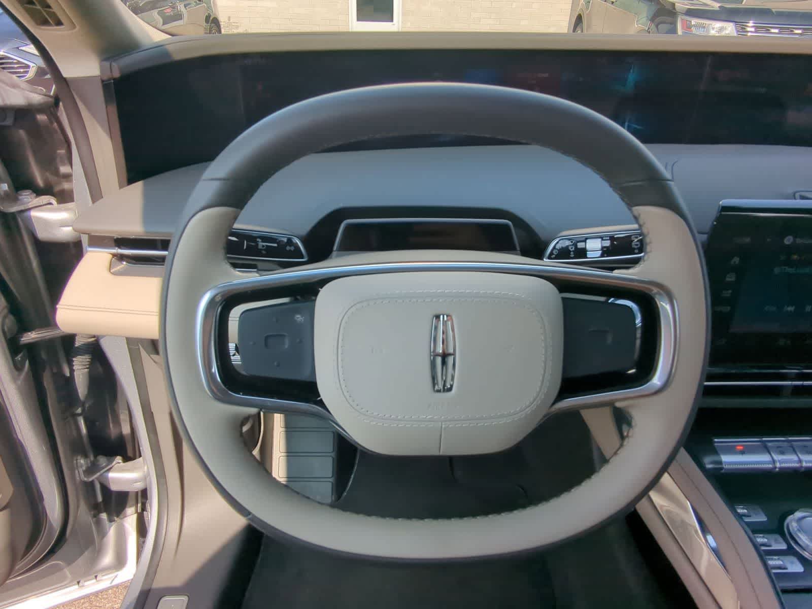 Thumbnail: 2024 Lincoln Nautilus - 26