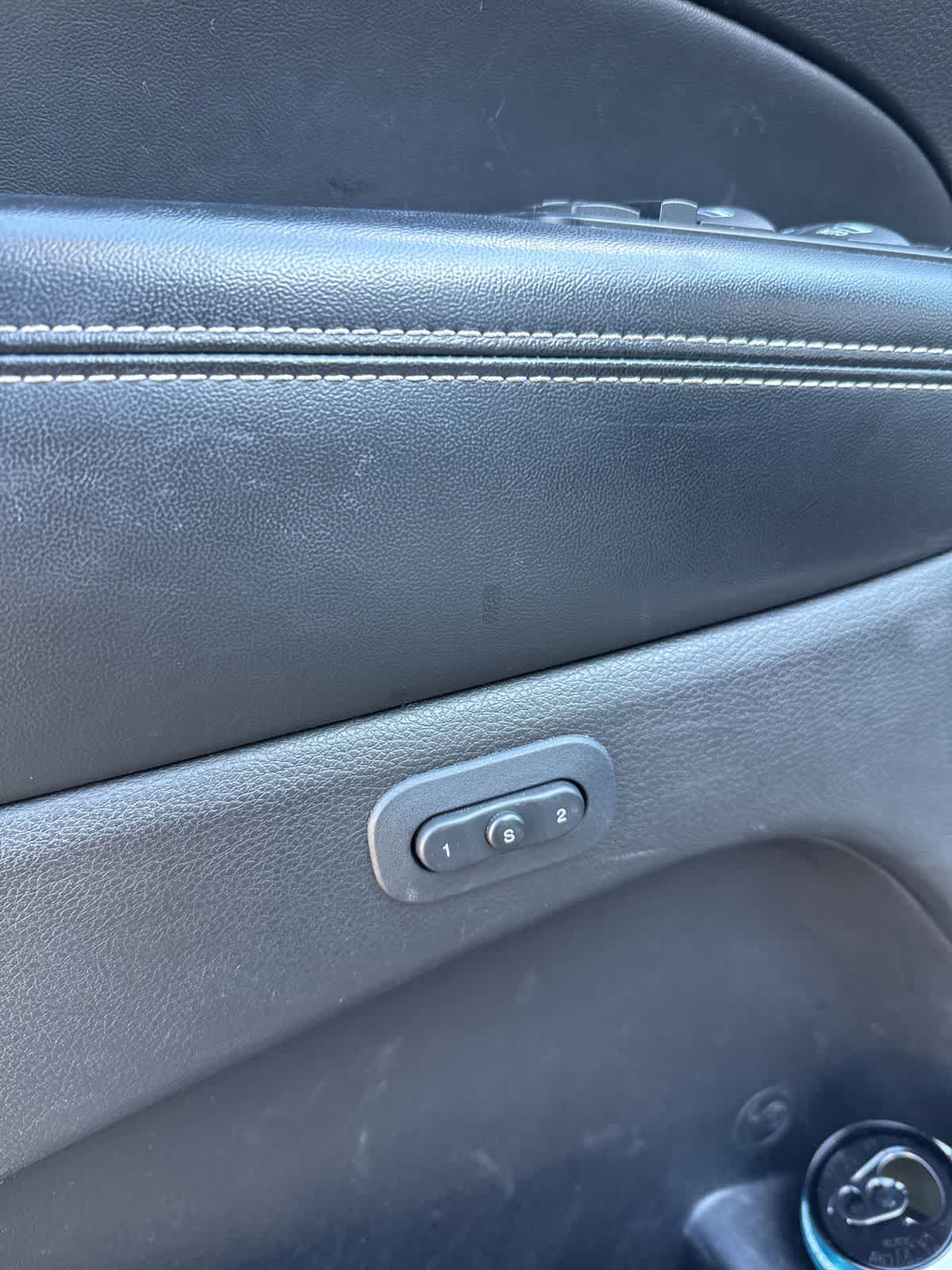 Thumbnail: 2015 Jeep Grand Cherokee - 16