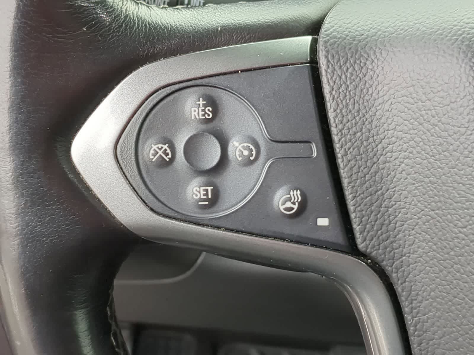 Thumbnail: 2016 Chevrolet Silverado 1500 - 26