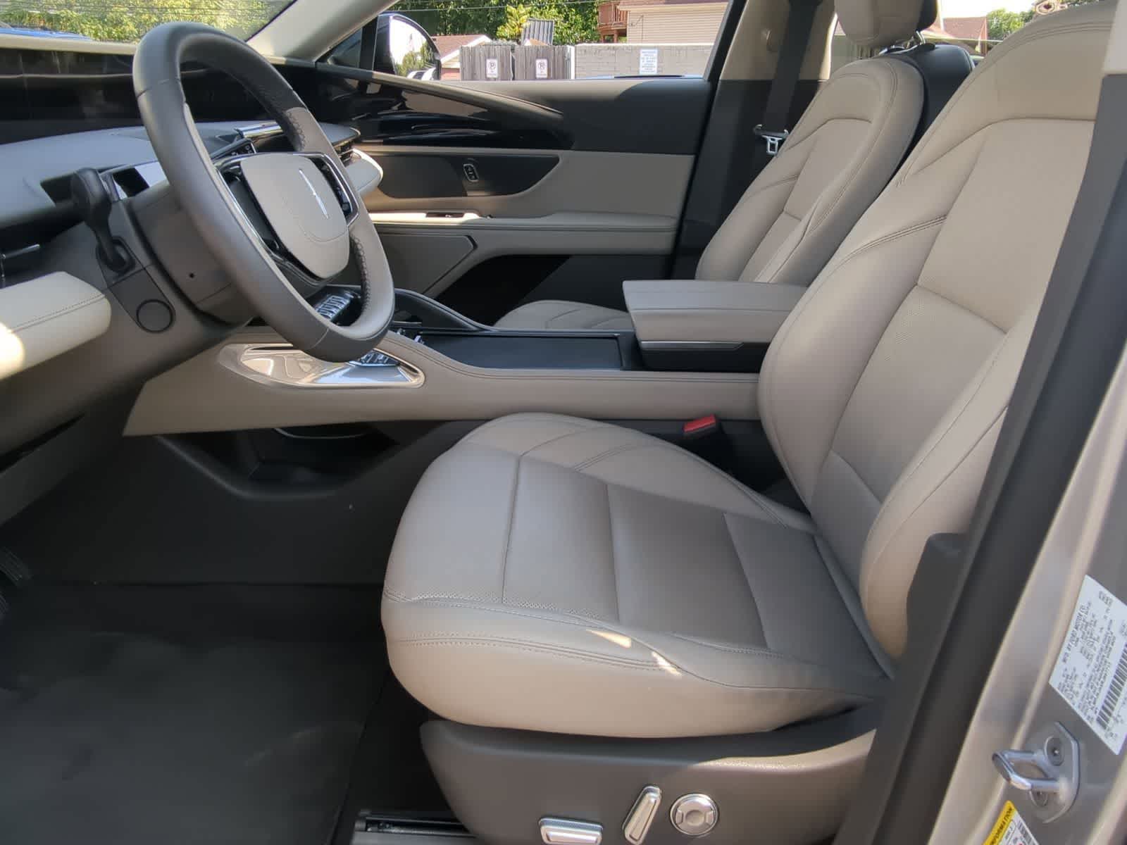 Thumbnail: 2024 Lincoln Nautilus - 20