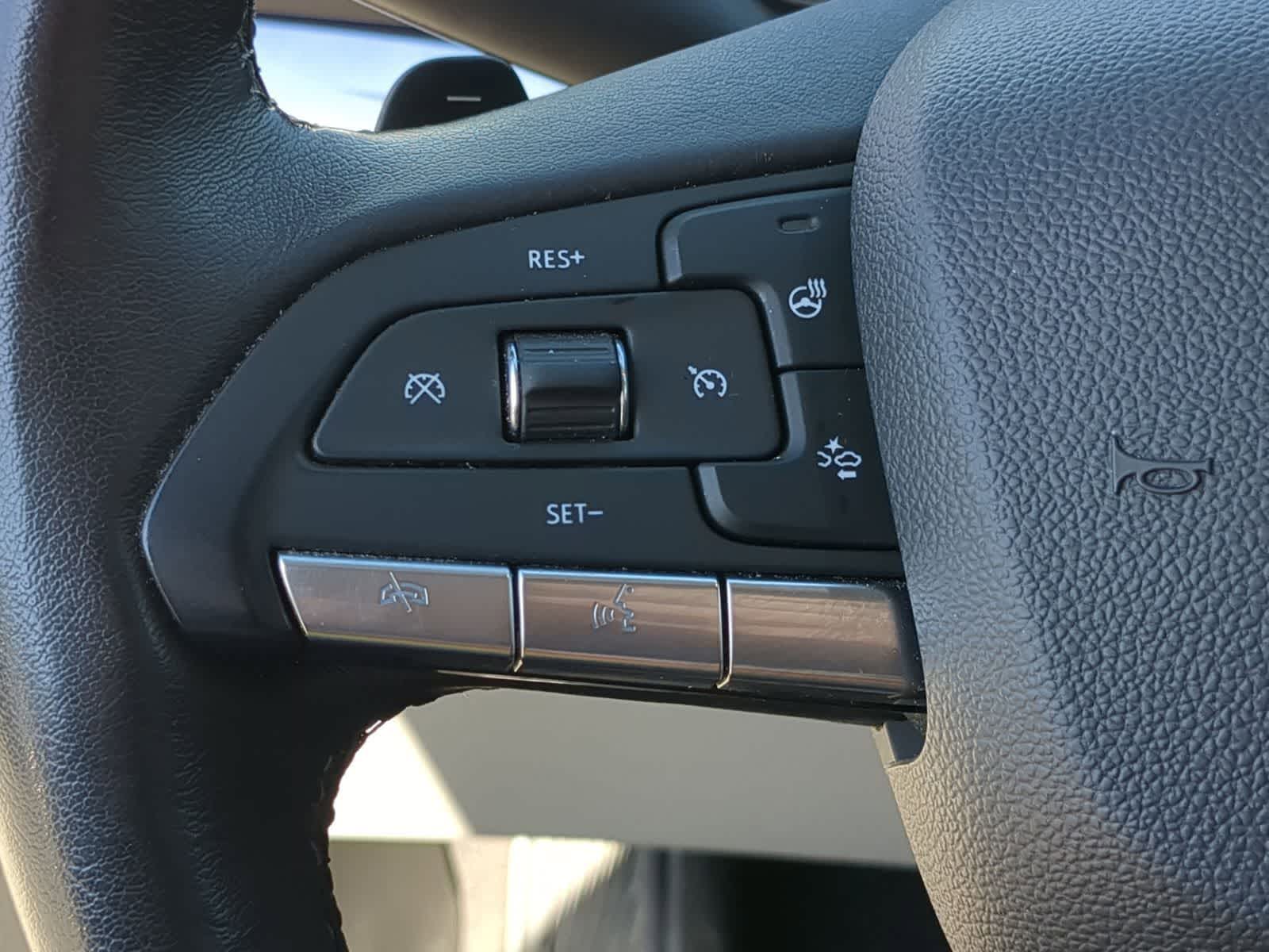 Thumbnail: 2020 Cadillac XT4 - 26