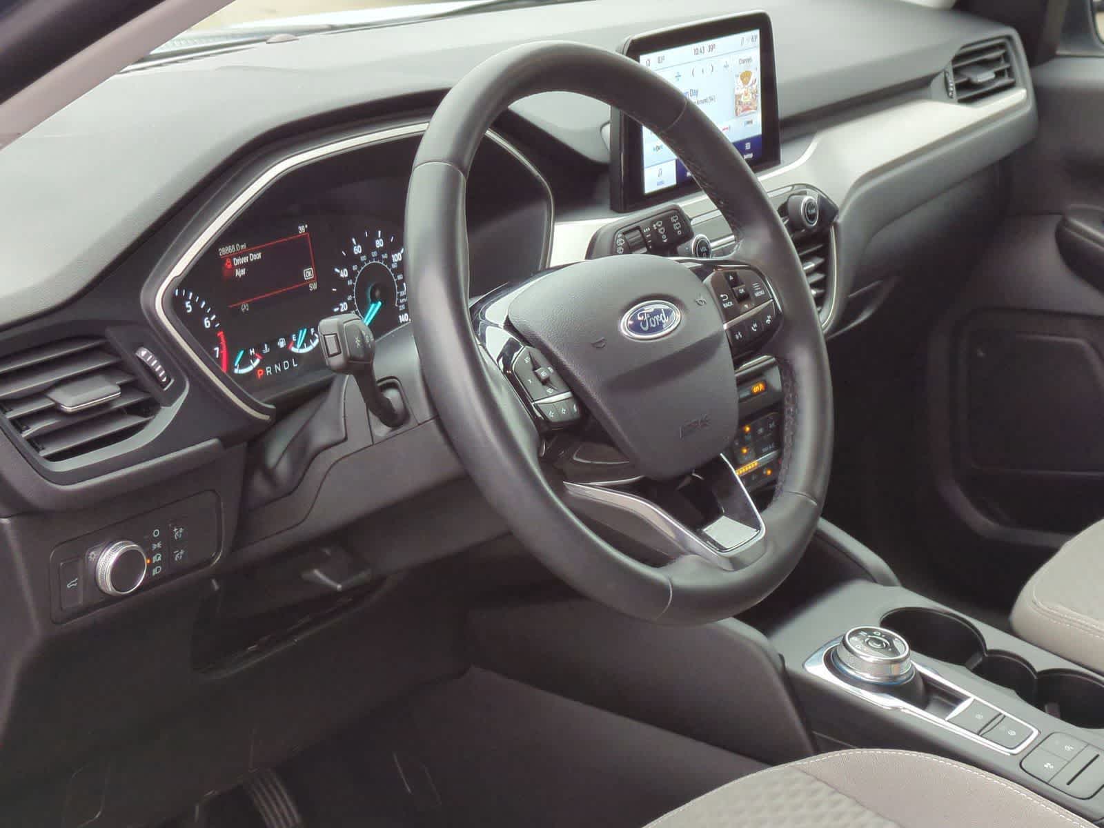 Thumbnail: 2022 Ford Escape - 14