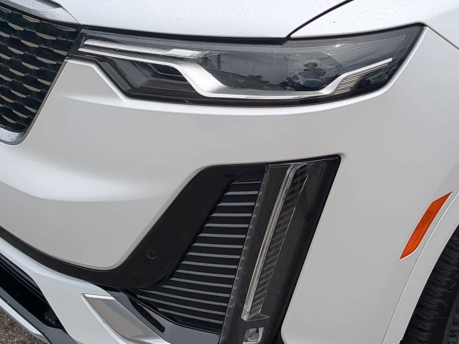 Thumbnail: 2020 Cadillac XT6 - 12