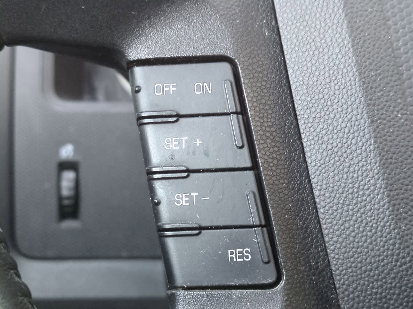 Thumbnail: 2011 Ford Escape - 29