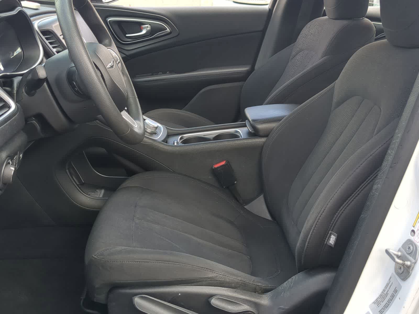 Thumbnail: 2015 Chrysler 200 - 18