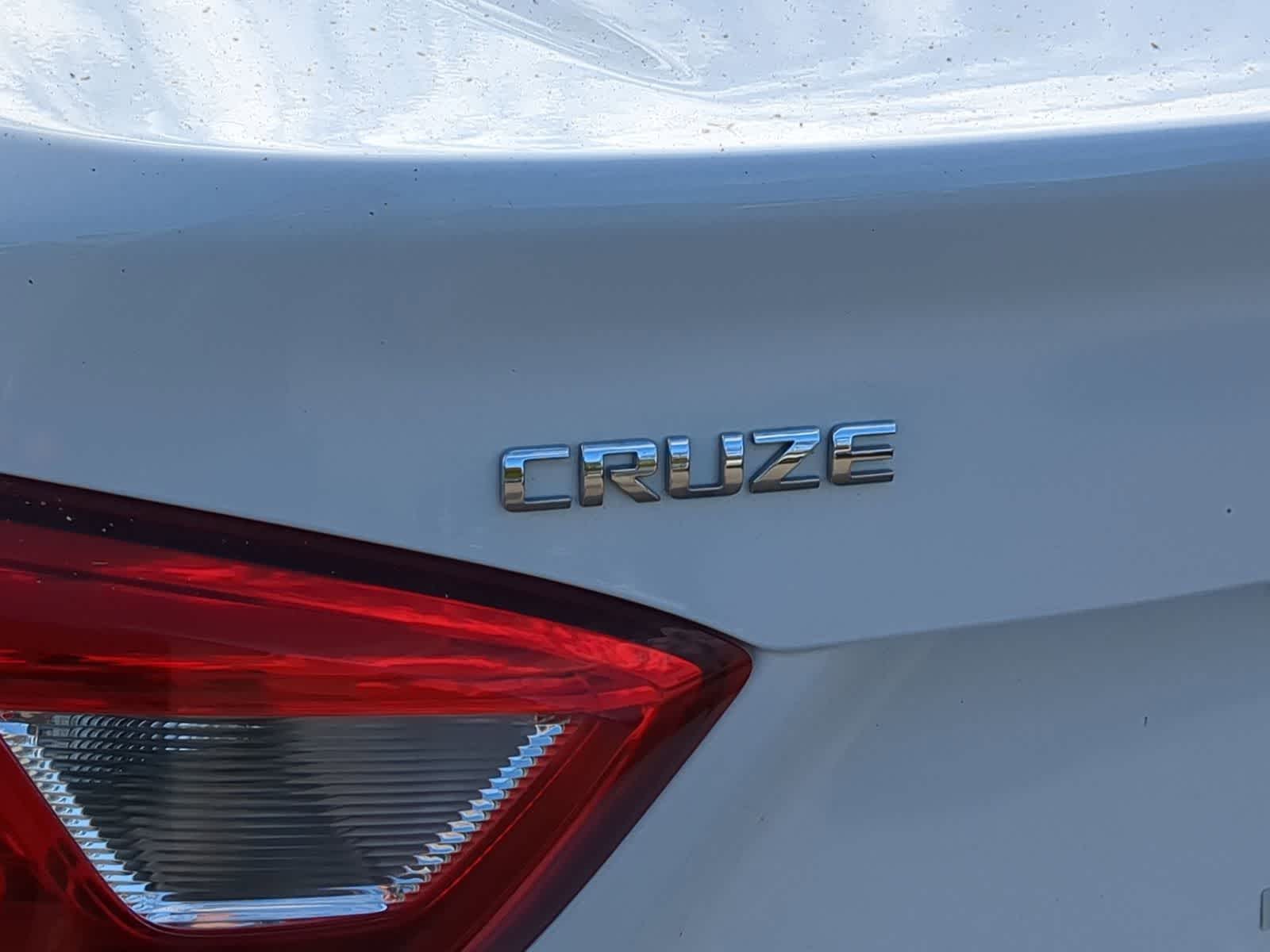 Thumbnail: 2019 Chevrolet Cruze - 16