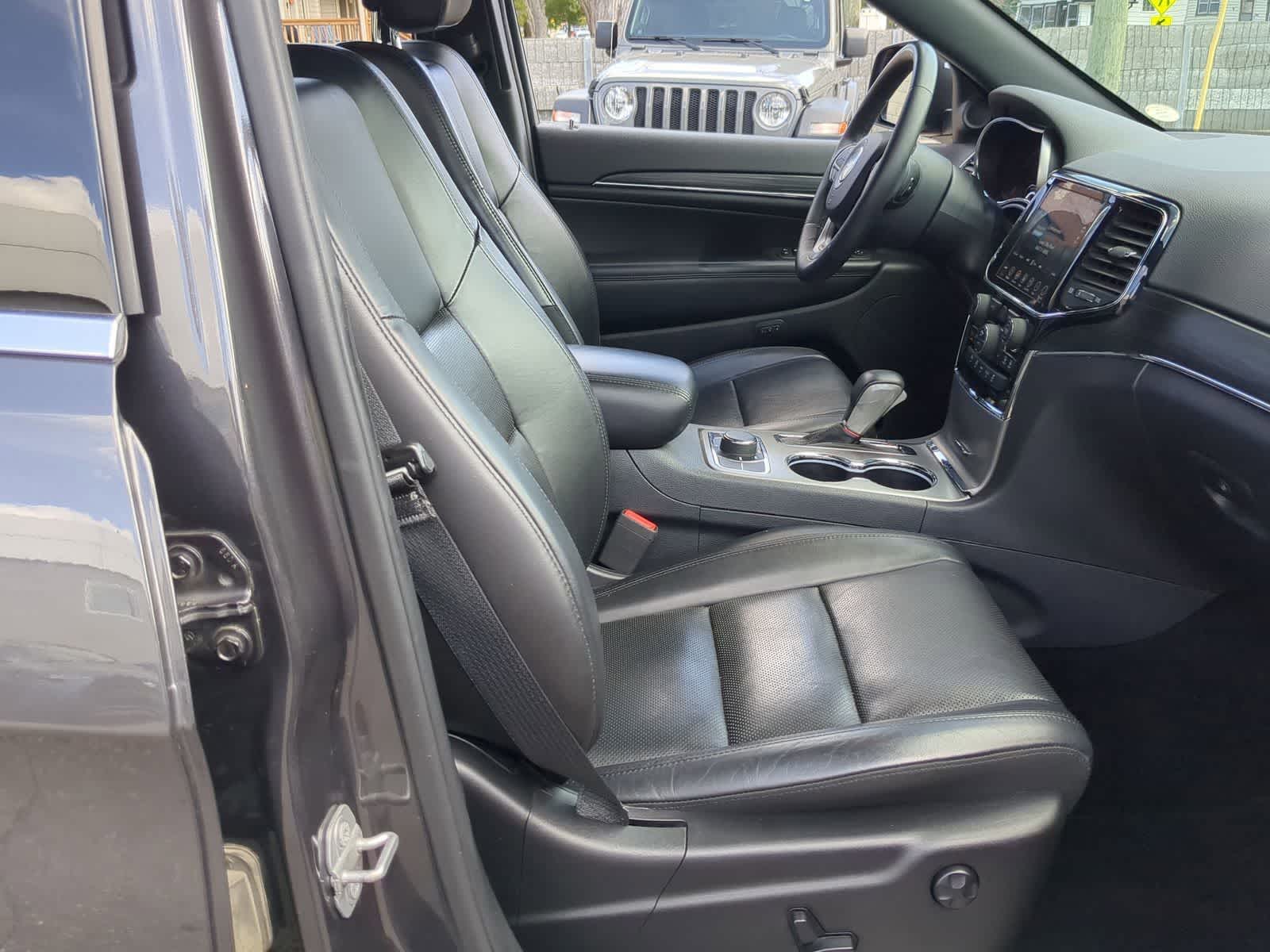 Thumbnail: 2019 Jeep Grand Cherokee - 27