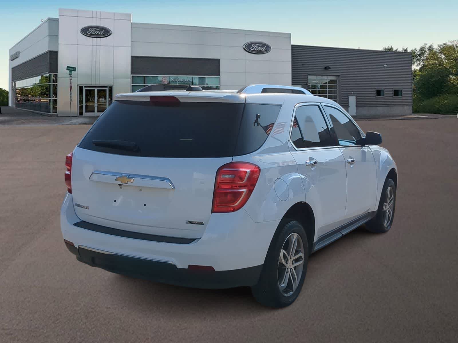 Thumbnail: 2017 Chevrolet Equinox - 11