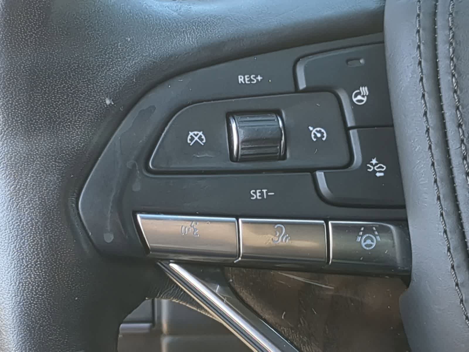 Thumbnail: 2023 Cadillac Escalade - 30