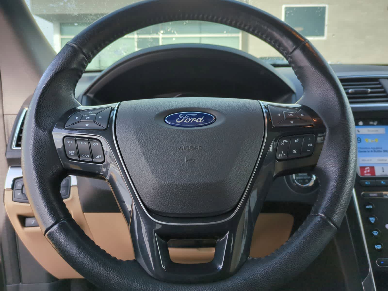 Thumbnail: 2017 Ford Explorer - 31