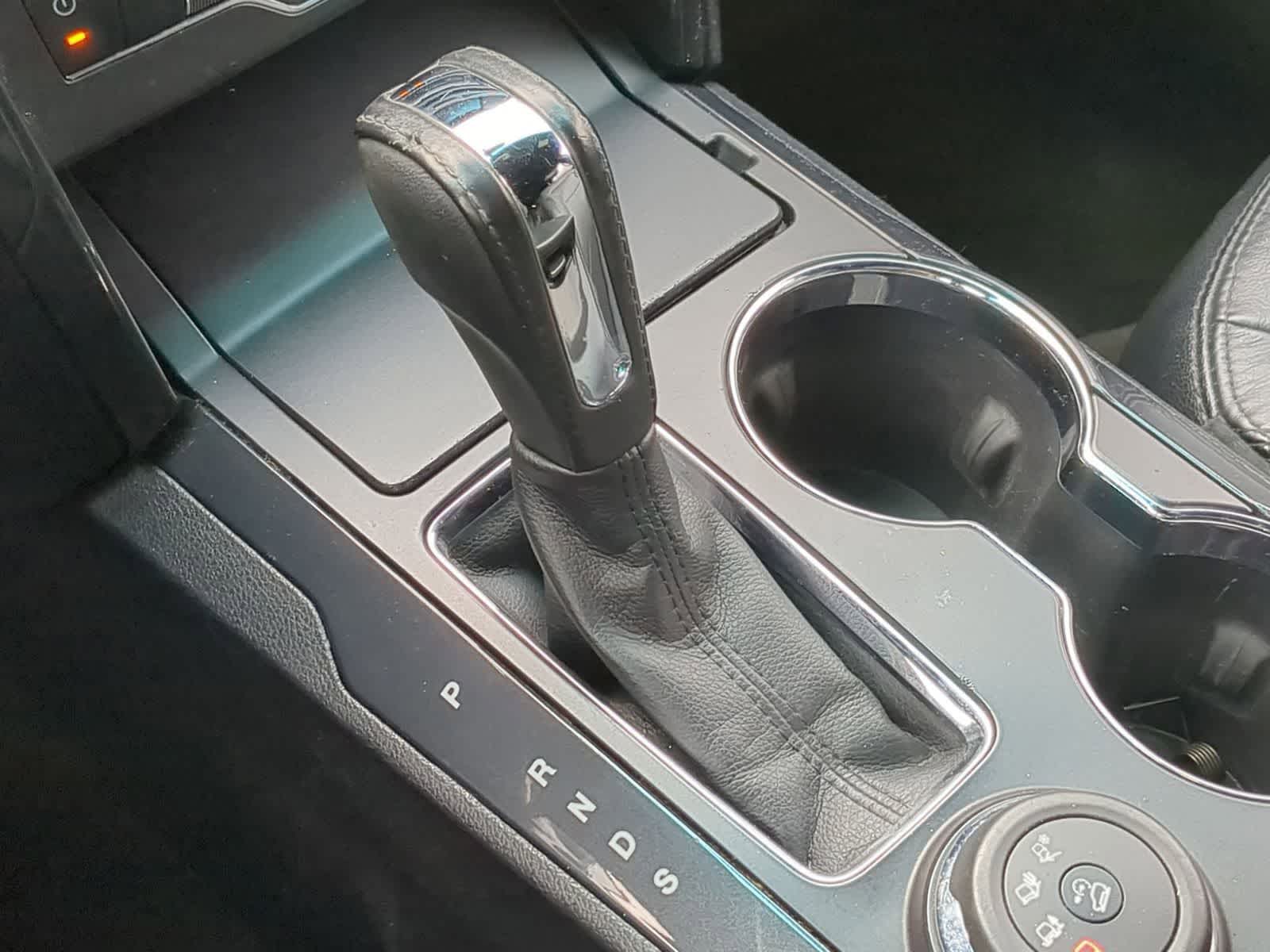 Thumbnail: 2016 Ford Explorer - 37