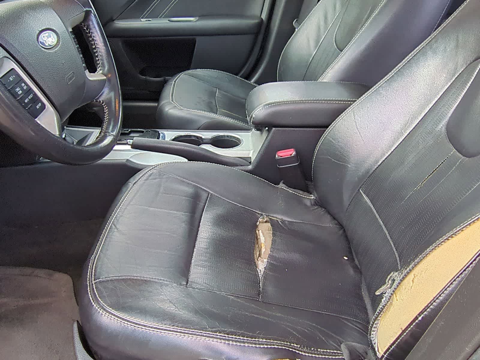 Thumbnail: 2011 Ford Fusion - 20