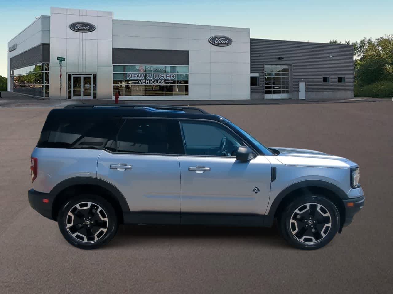 Thumbnail: 2021 Ford Bronco Sport - 12