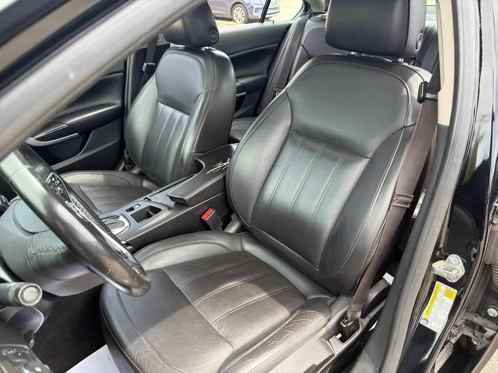Thumbnail: 2016 Buick Regal - 21