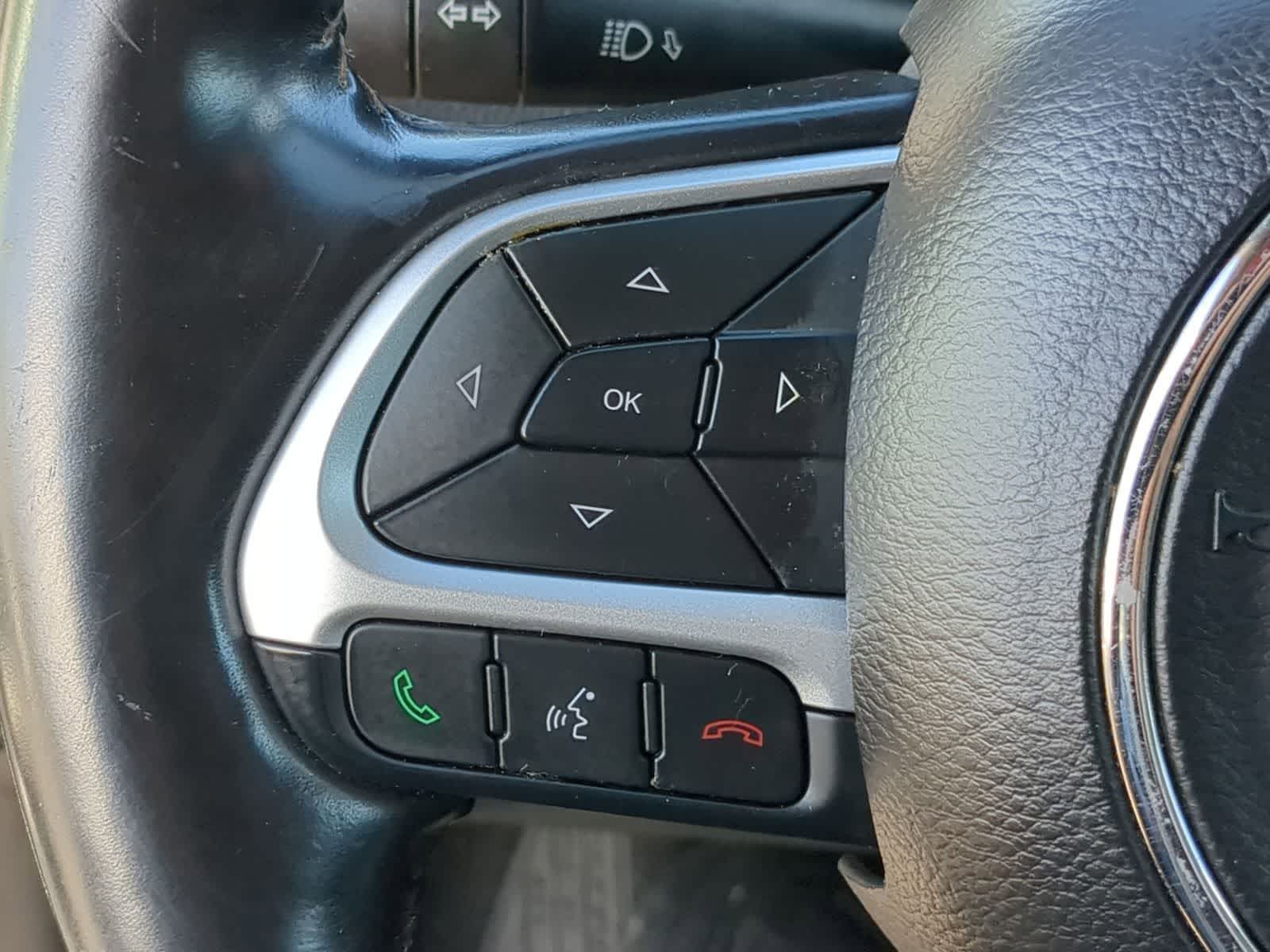 Thumbnail: 2020 Jeep Compass - 25