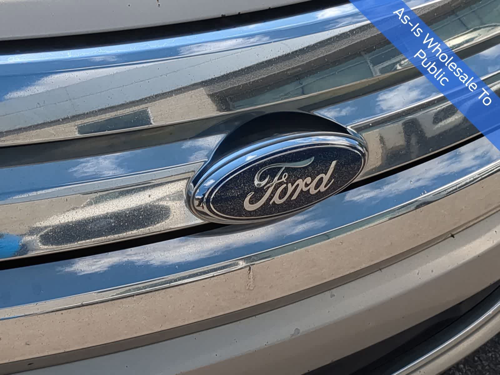 Thumbnail: 2010 Ford Fusion - 13