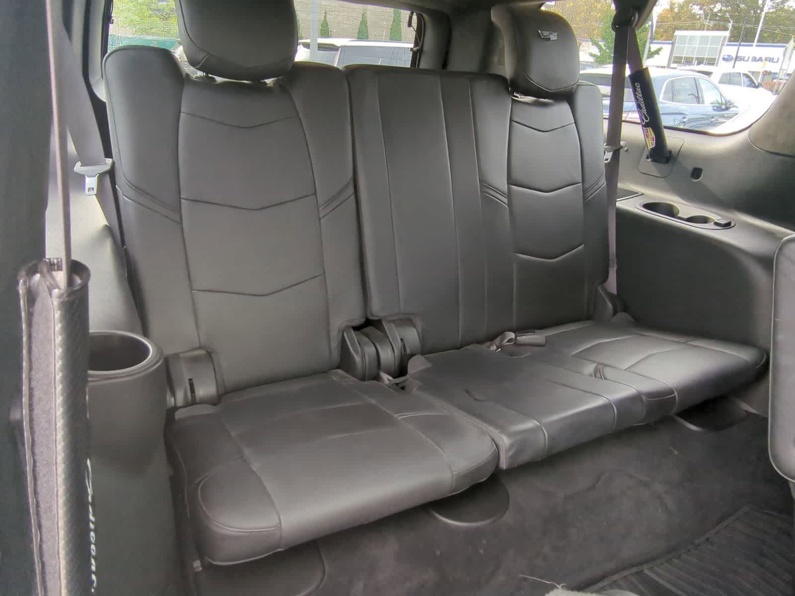 Thumbnail: 2016 Cadillac Escalade - 29