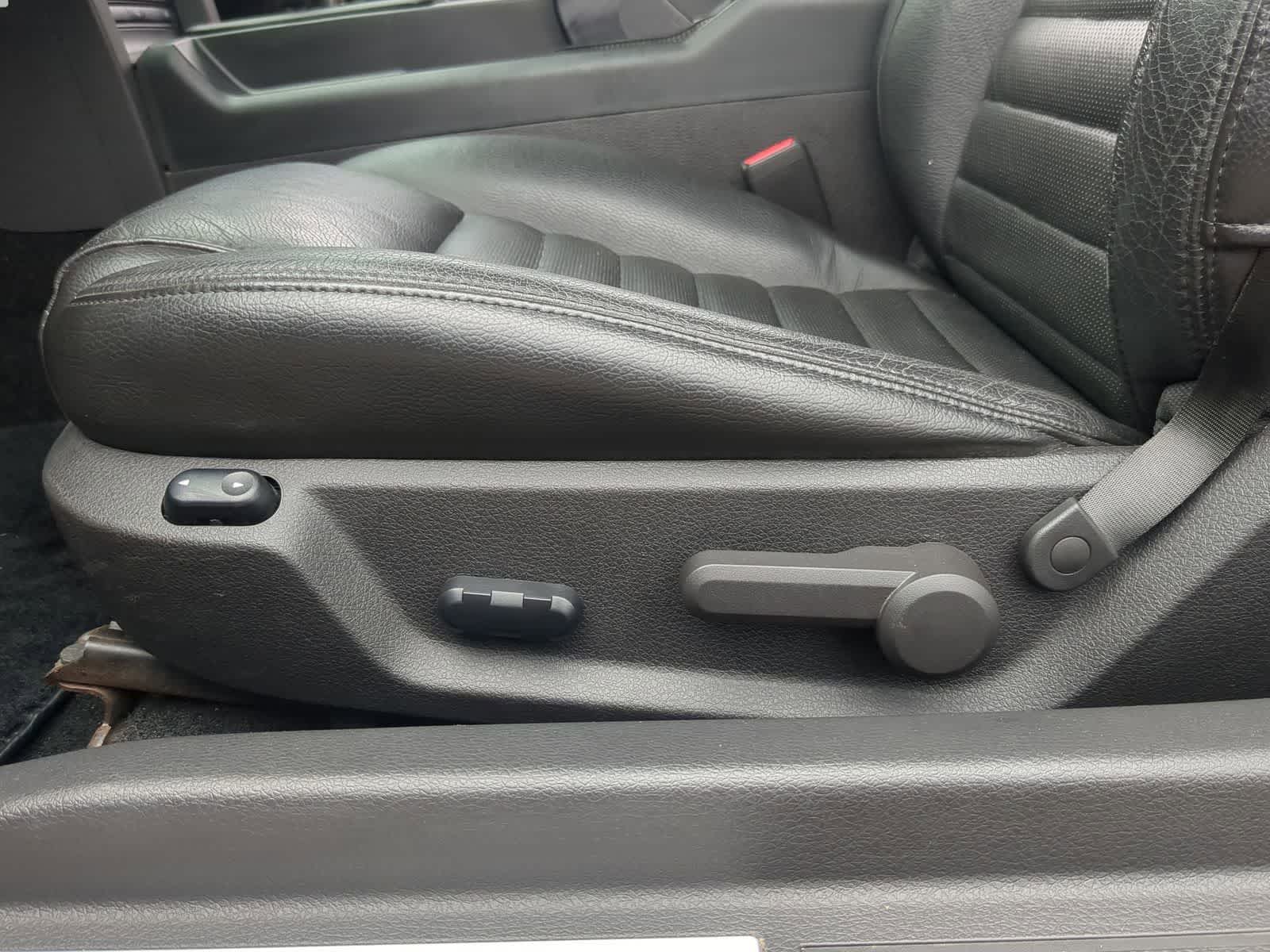 Thumbnail: 2007 Ford Mustang - 17