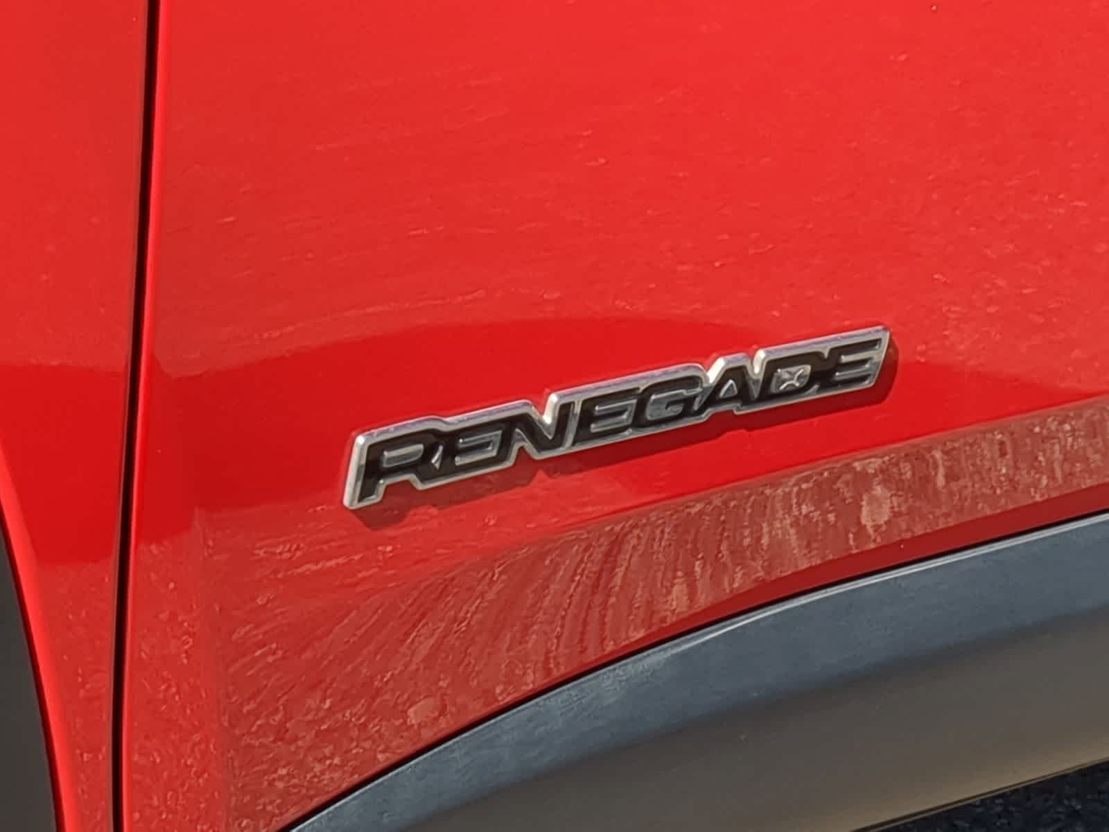 Thumbnail: 2019 Jeep Renegade - 14