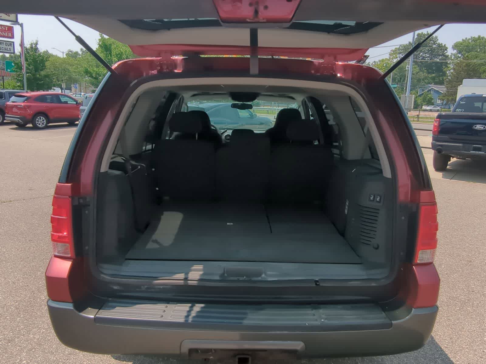 Thumbnail: 2004 Ford Expedition - 30