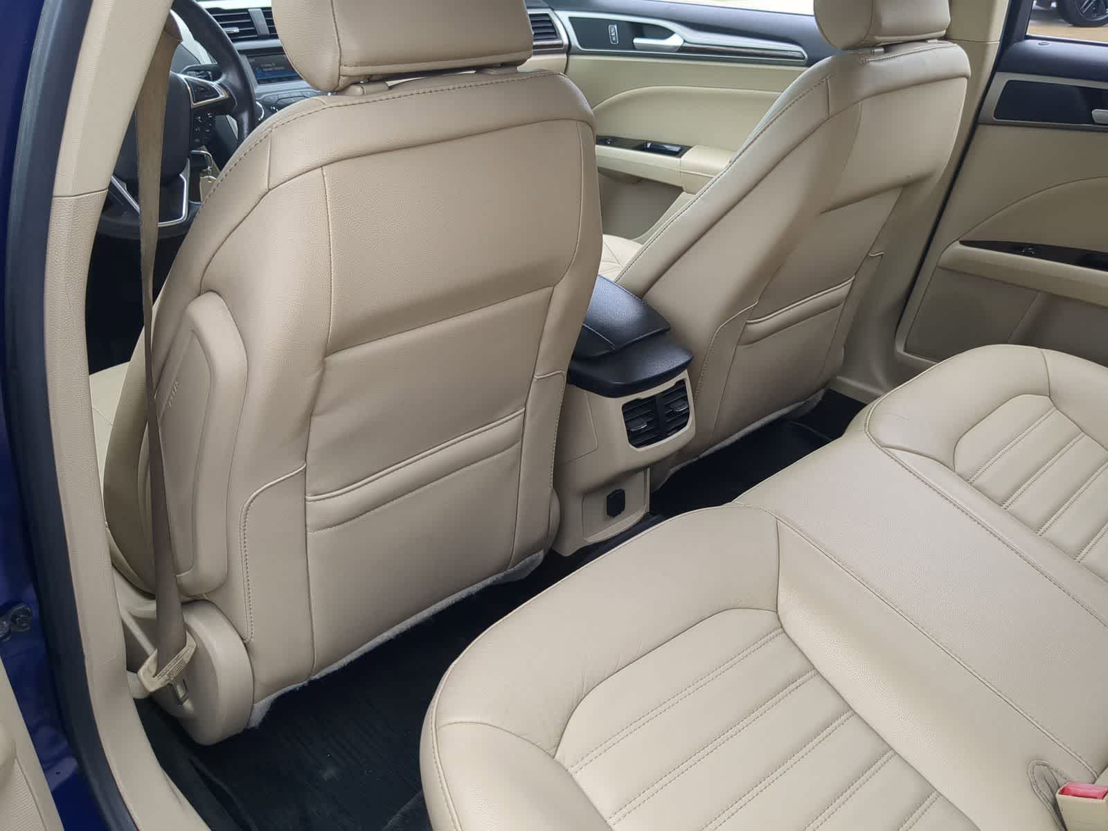 Thumbnail: 2015 Ford Fusion - 23