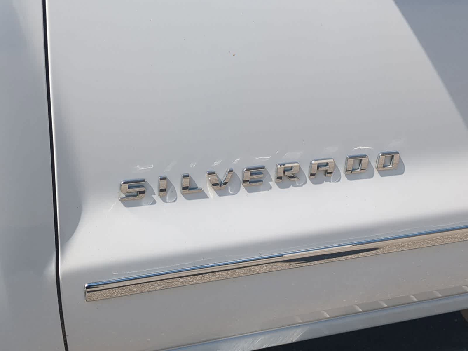 Thumbnail: 2018 Chevrolet Silverado 1500 - 16