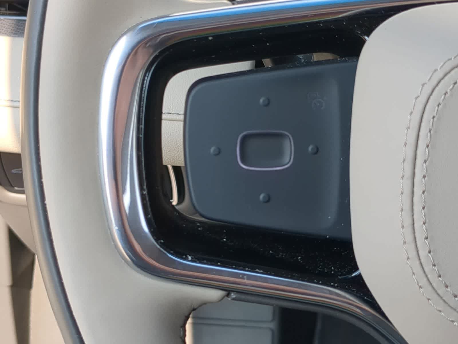 Thumbnail: 2024 Lincoln Nautilus - 27