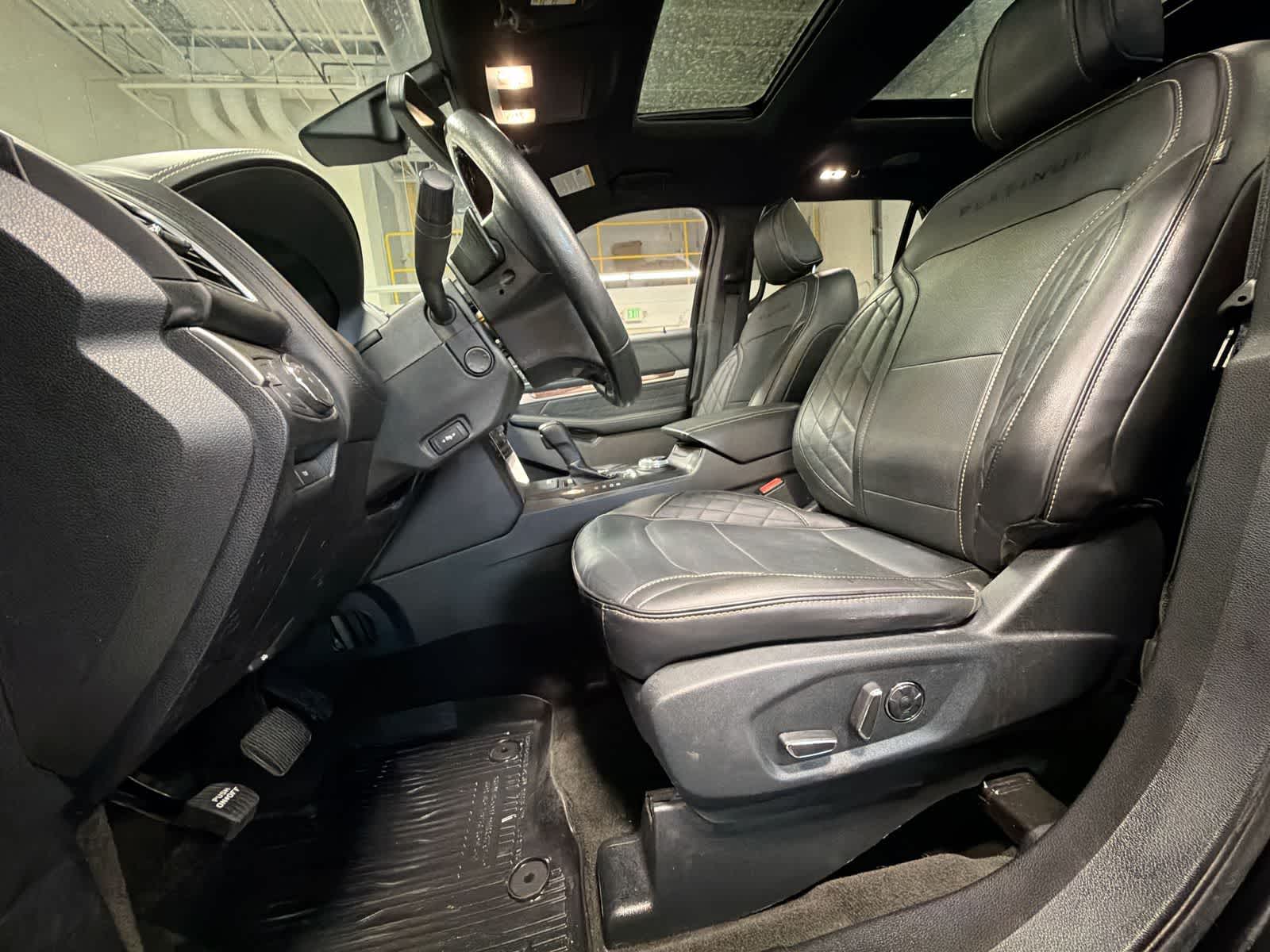 Thumbnail: 2018 Ford Explorer - 21