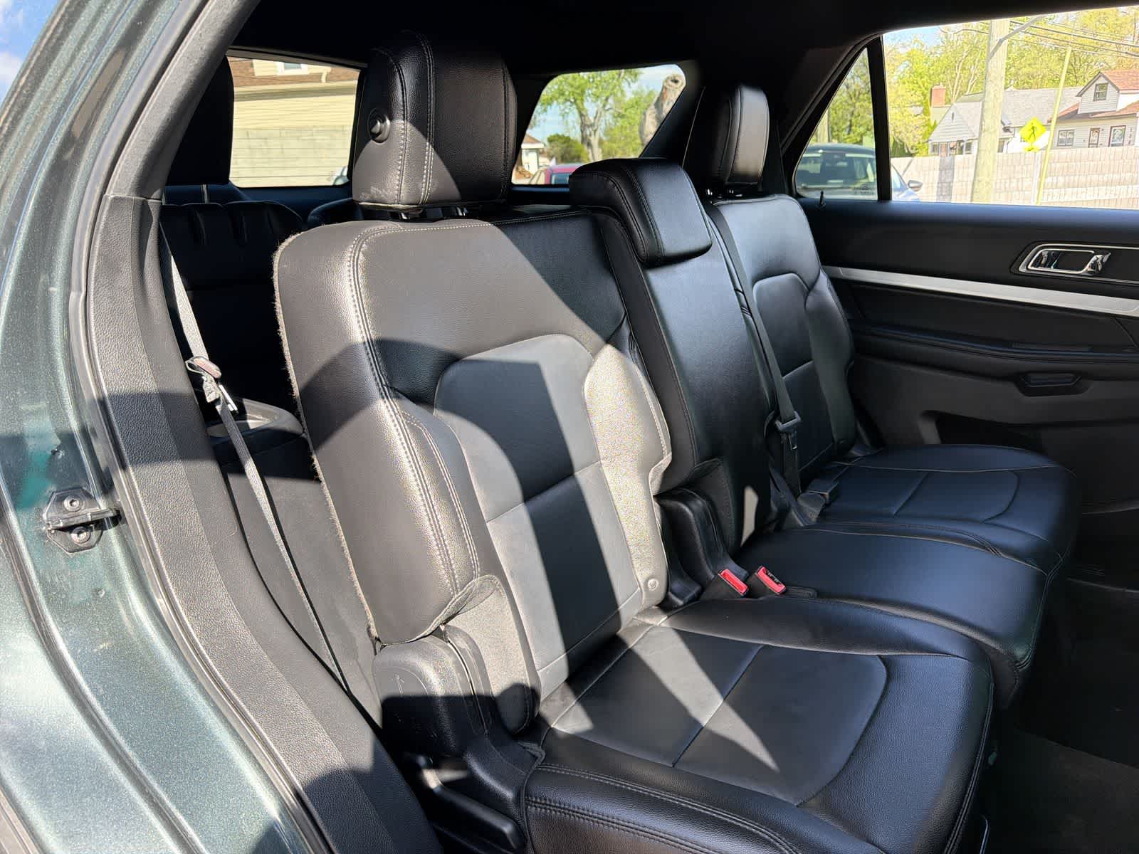 Thumbnail: 2016 Ford Explorer - 25