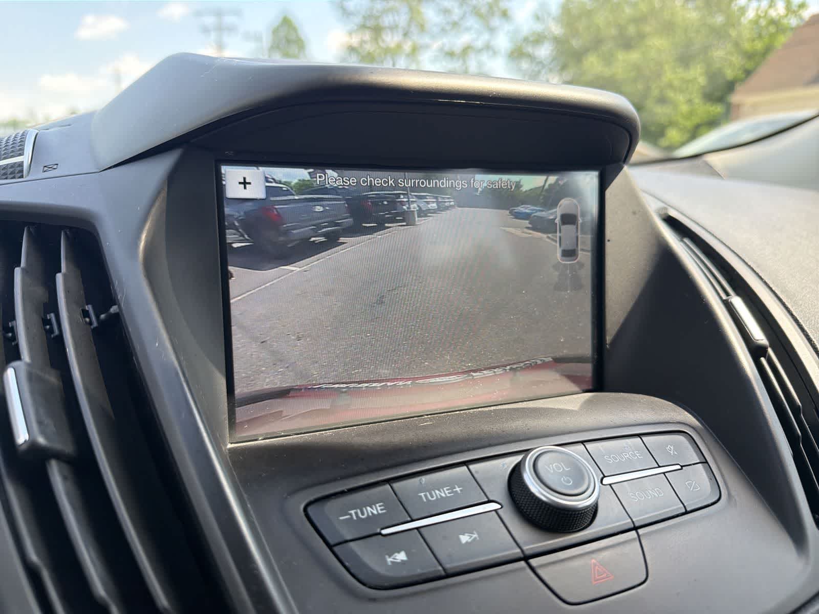Thumbnail: 2019 Ford Escape - 34