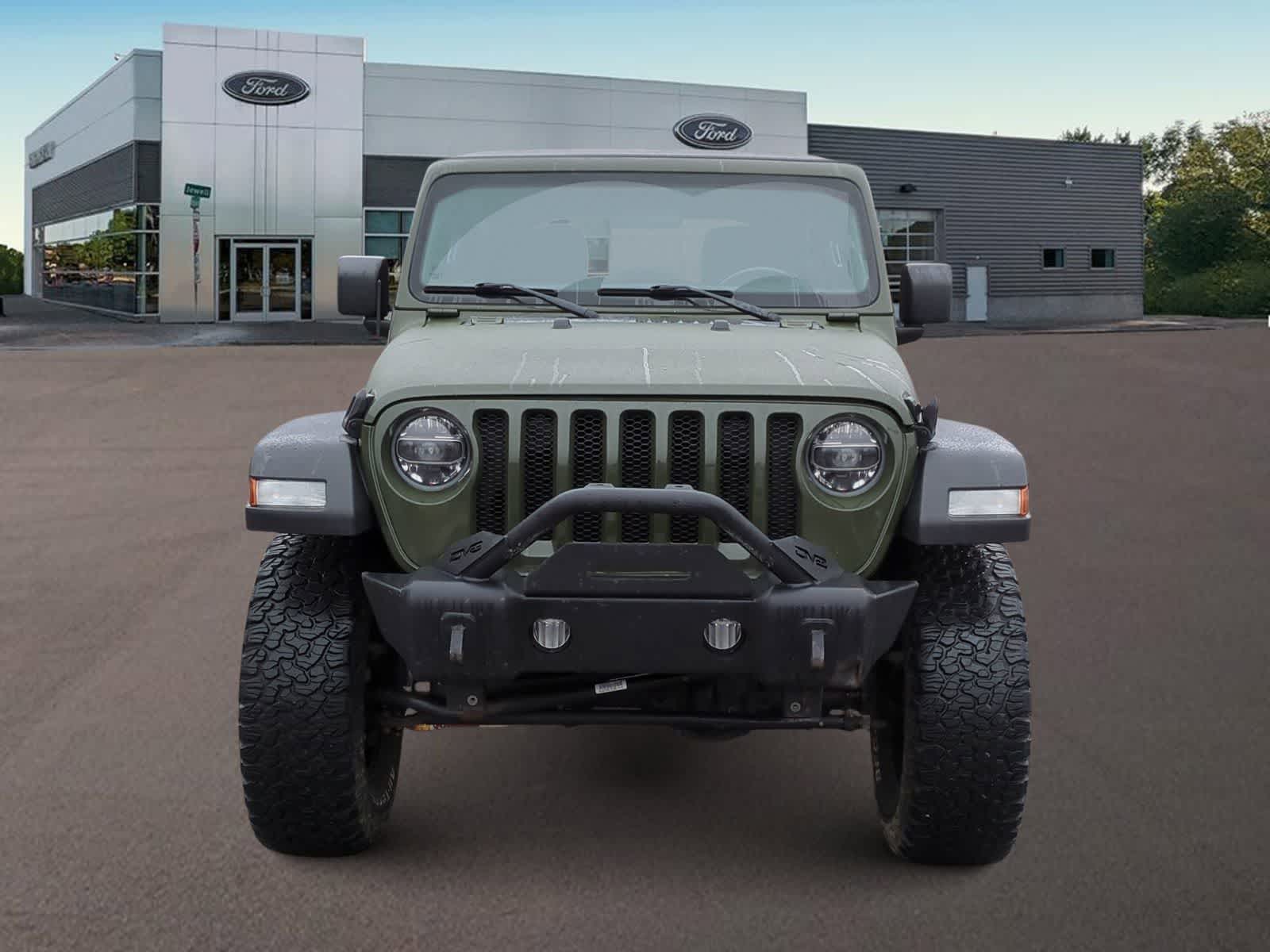 Thumbnail: 2021 Jeep Wrangler - 3