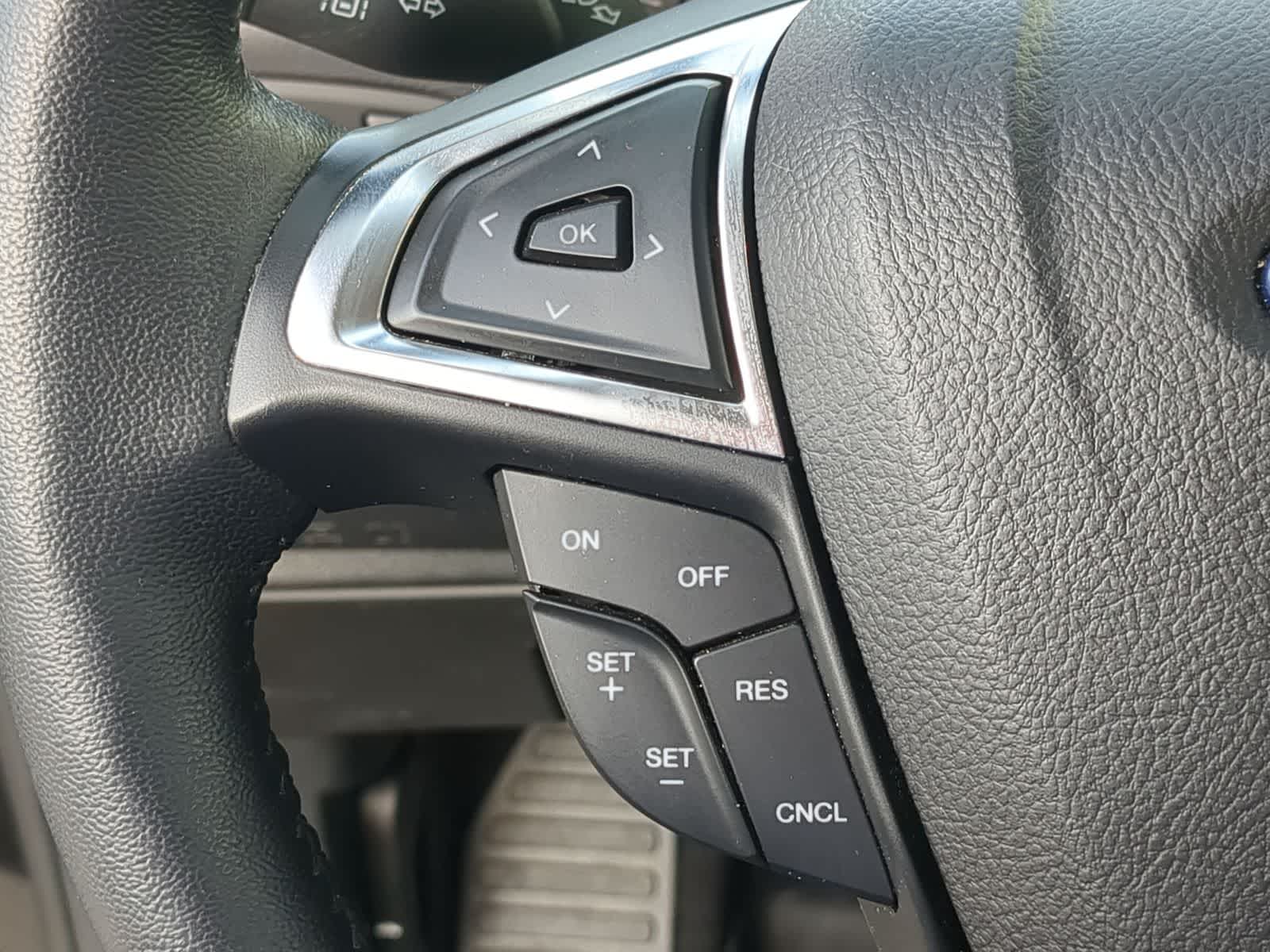 Thumbnail: 2023 Ford Edge - 30