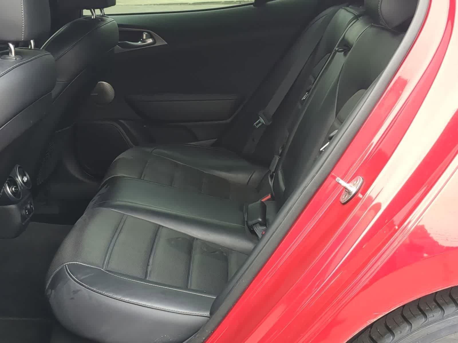 Thumbnail: 2018 Kia Stinger - 22