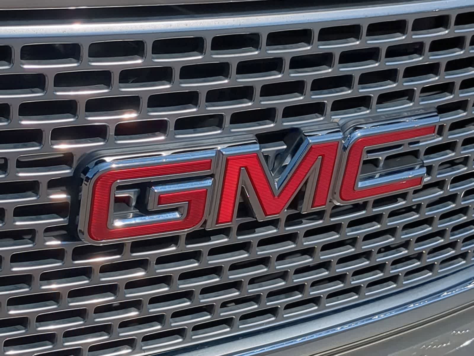 Thumbnail: 2017 GMC Yukon - 17