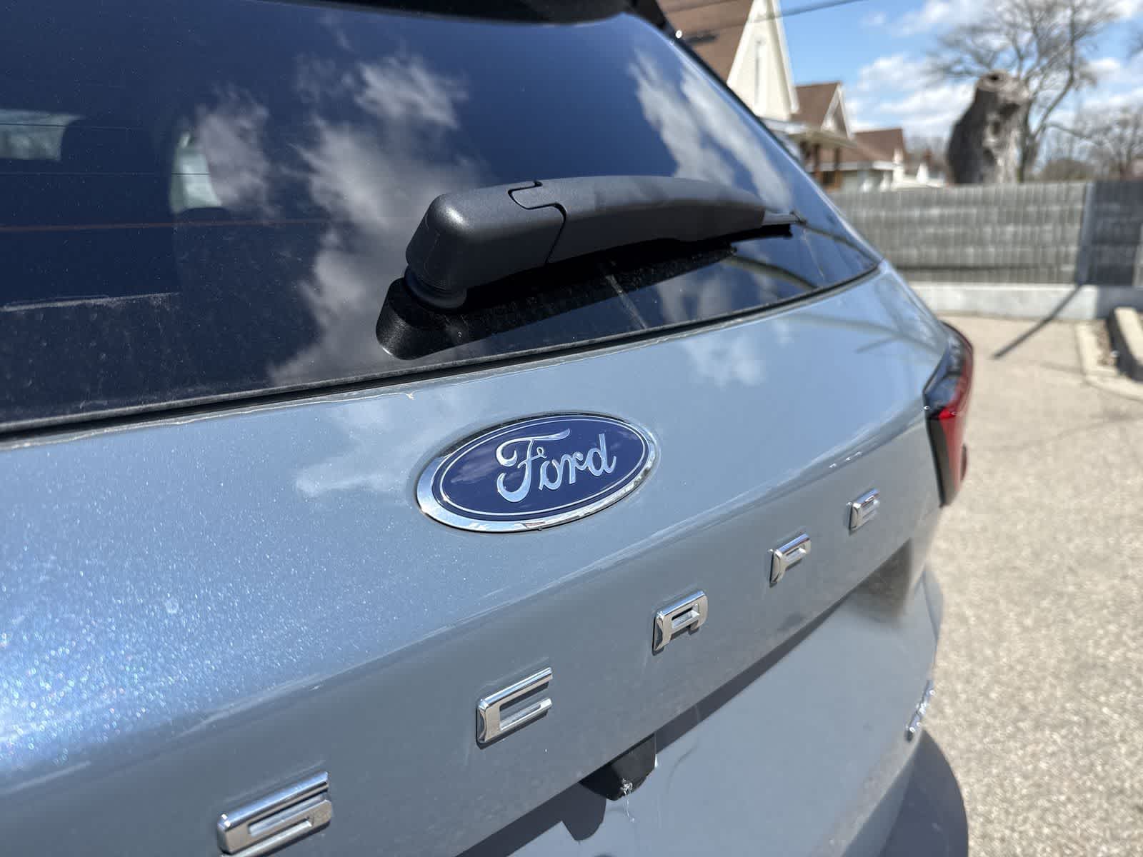 Thumbnail: 2023 Ford Escape - 16