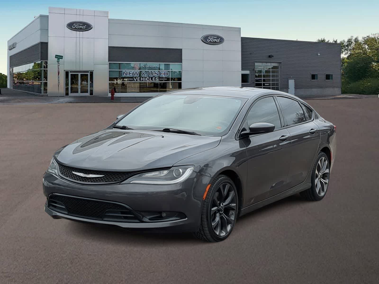 Thumbnail: 2016 Chrysler 200 - 5