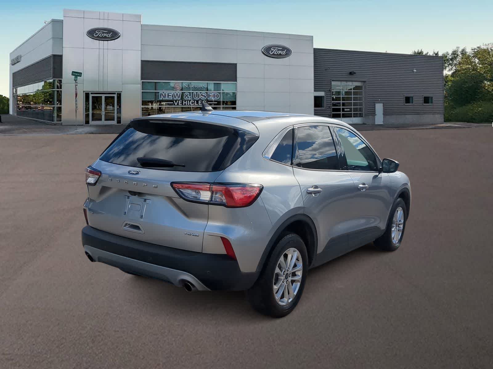 Thumbnail: 2022 Ford Escape - 10