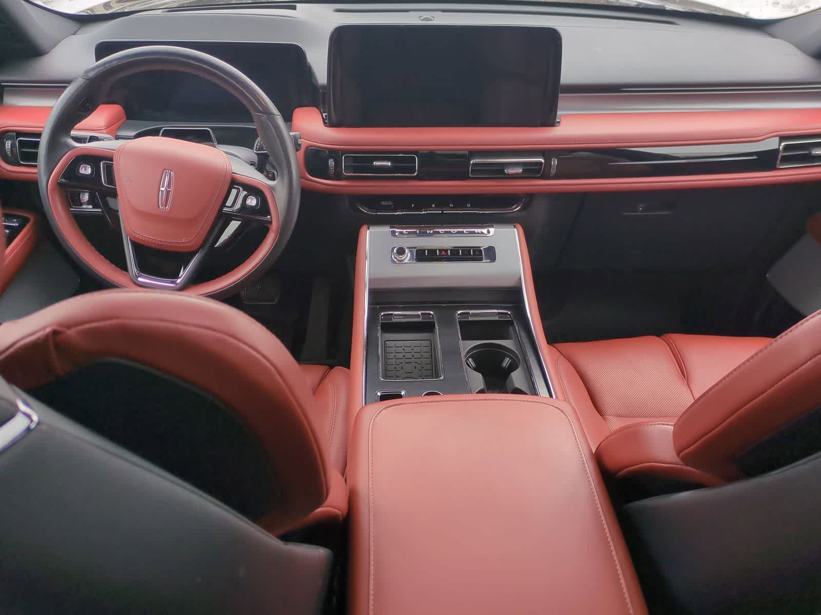 Thumbnail: 2025 Lincoln Aviator - 30