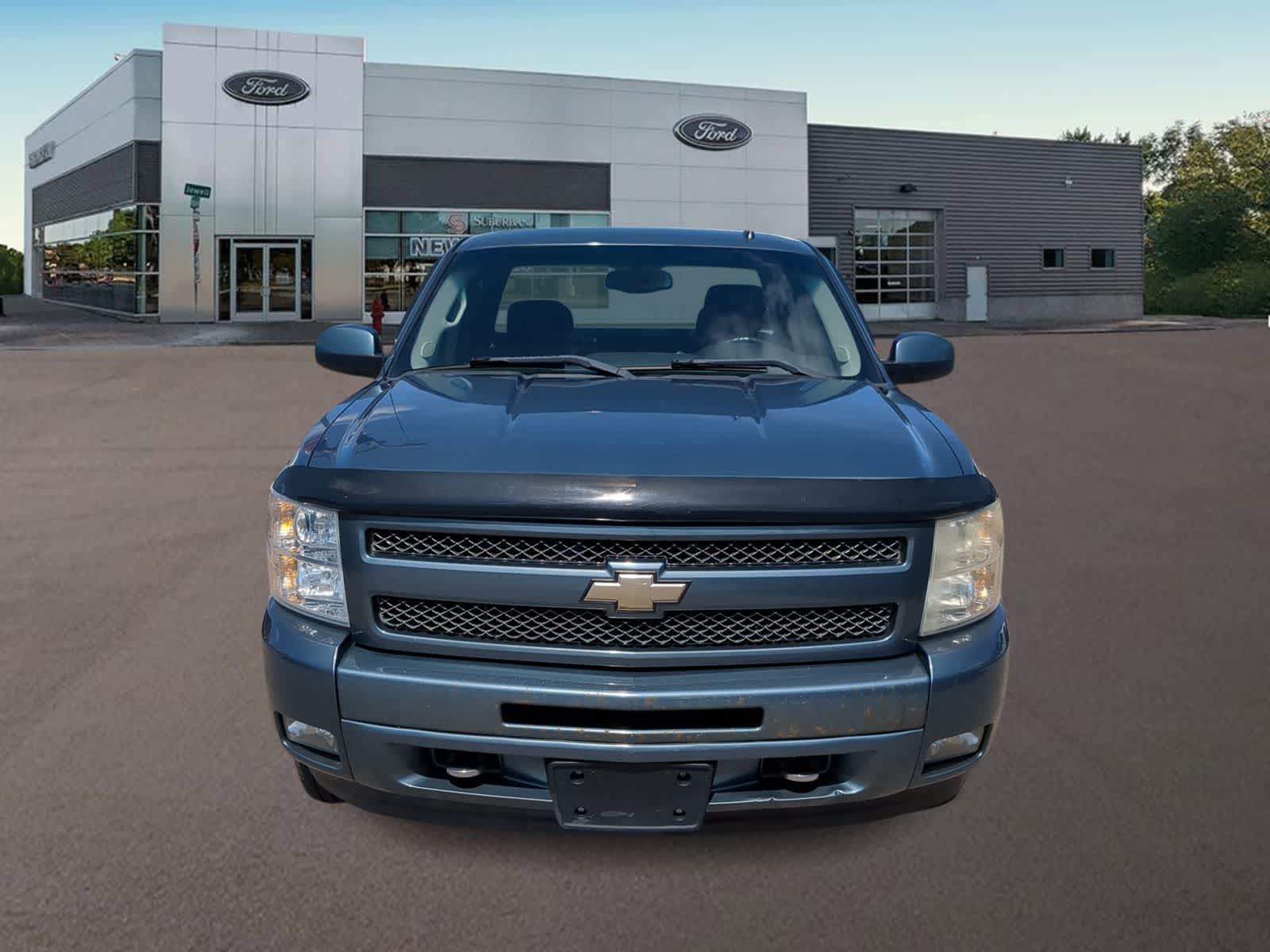 Thumbnail: 2011 Chevrolet Silverado 1500 - 3