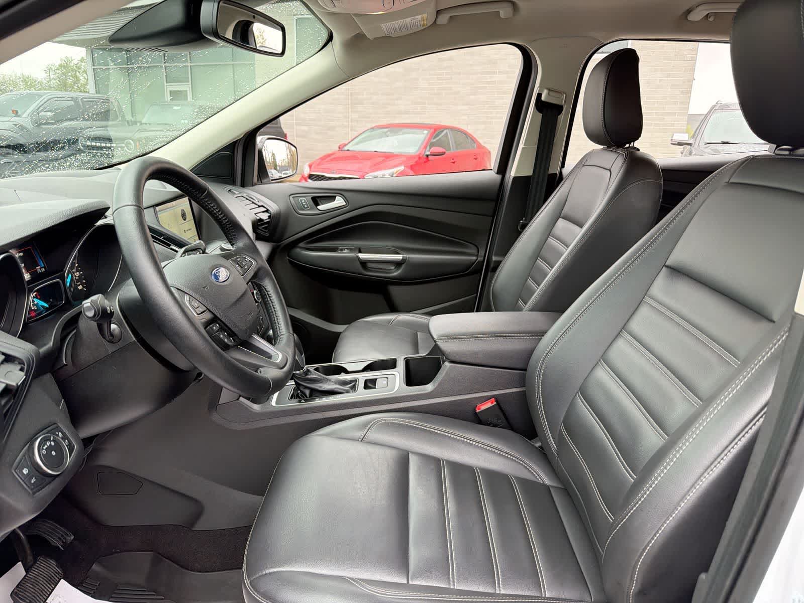 Thumbnail: 2019 Ford Escape - 14