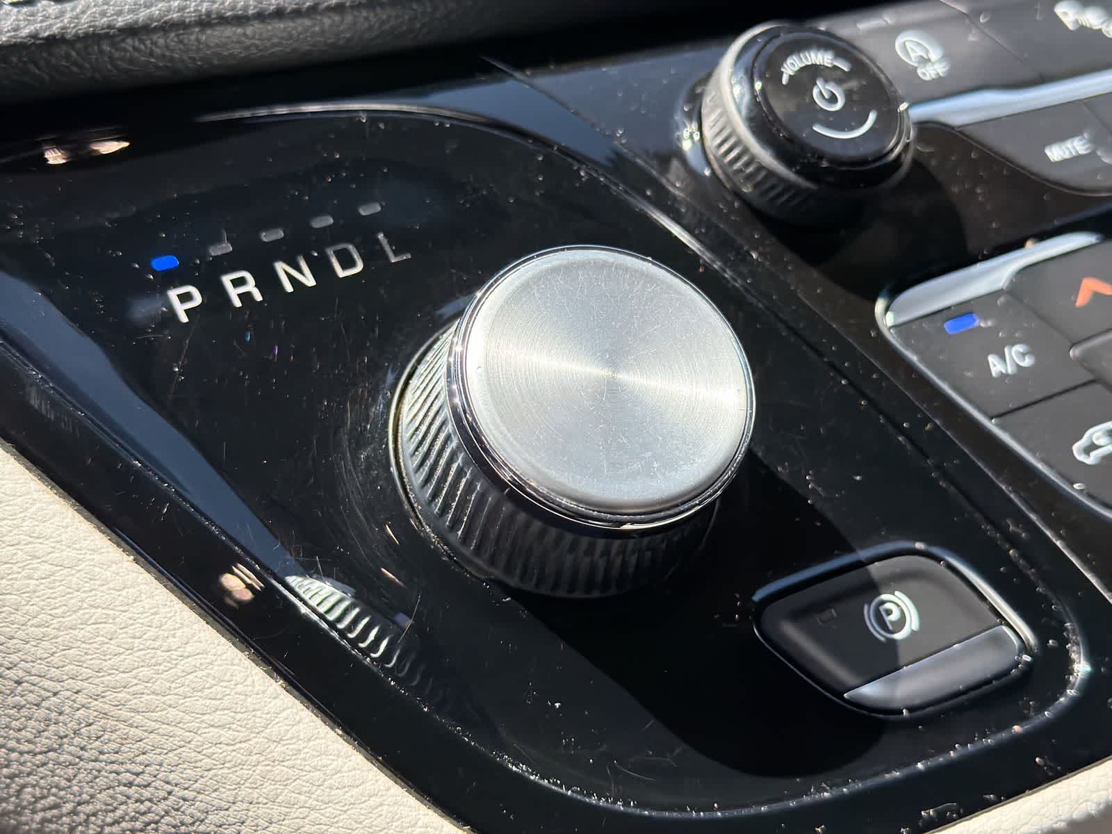Thumbnail: 2018 Chrysler Pacifica - 33