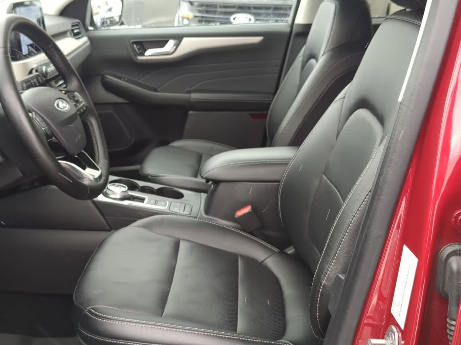 Thumbnail: 2022 Ford Escape - 20