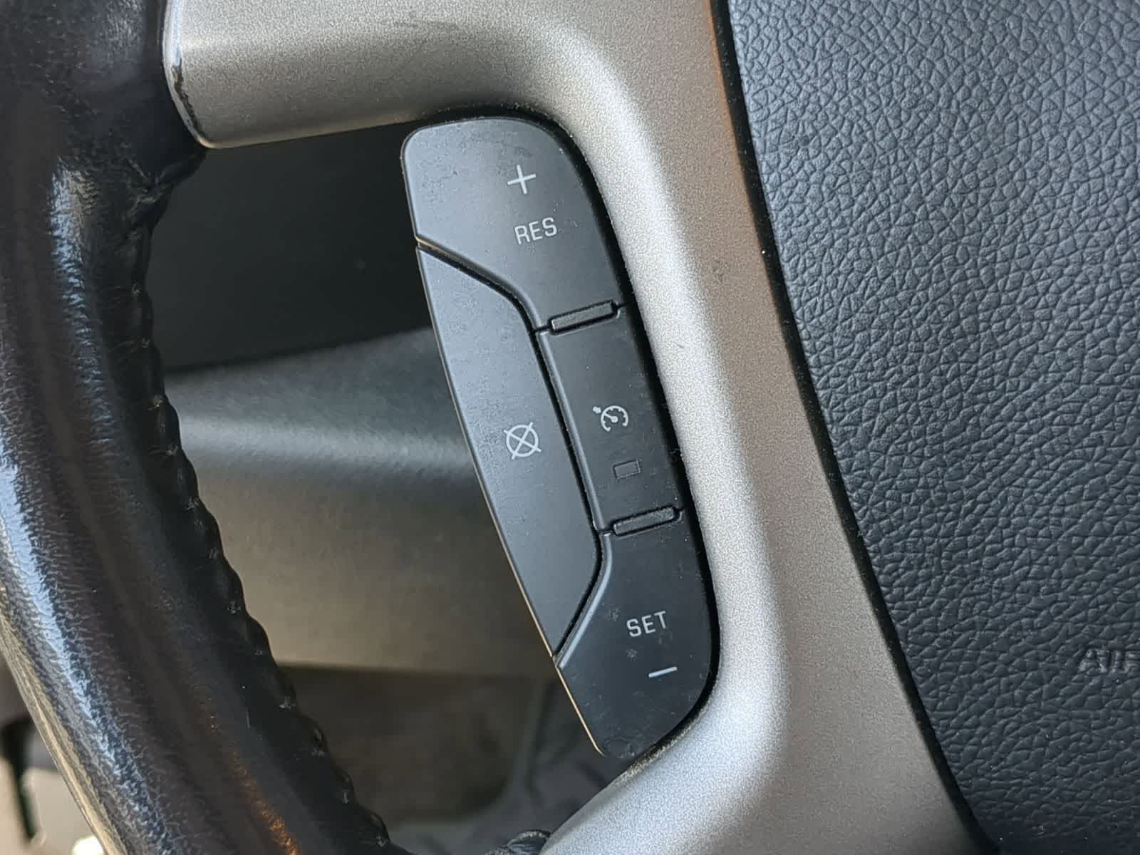 Thumbnail: 2011 Chevrolet Silverado 1500 - 30