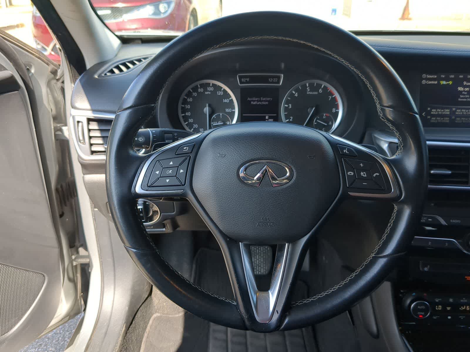 Thumbnail: 2018 INFINITI QX30 - 25
