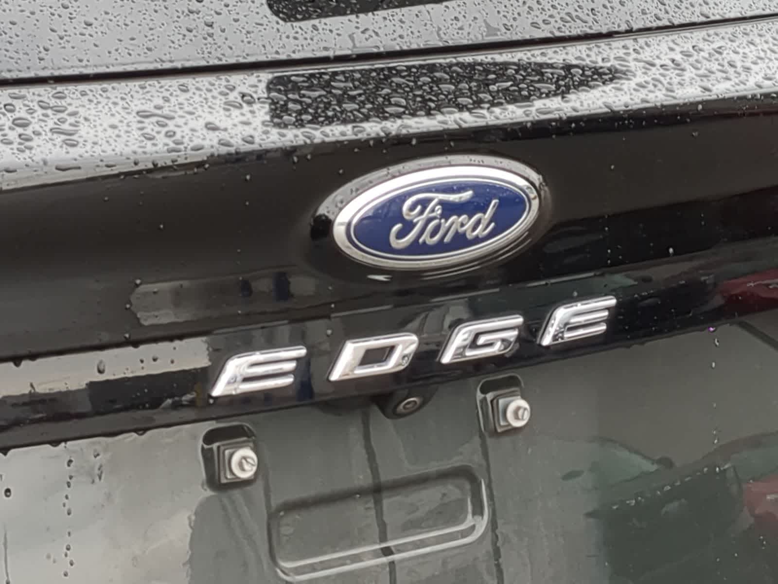 Thumbnail: 2023 Ford Edge - 17