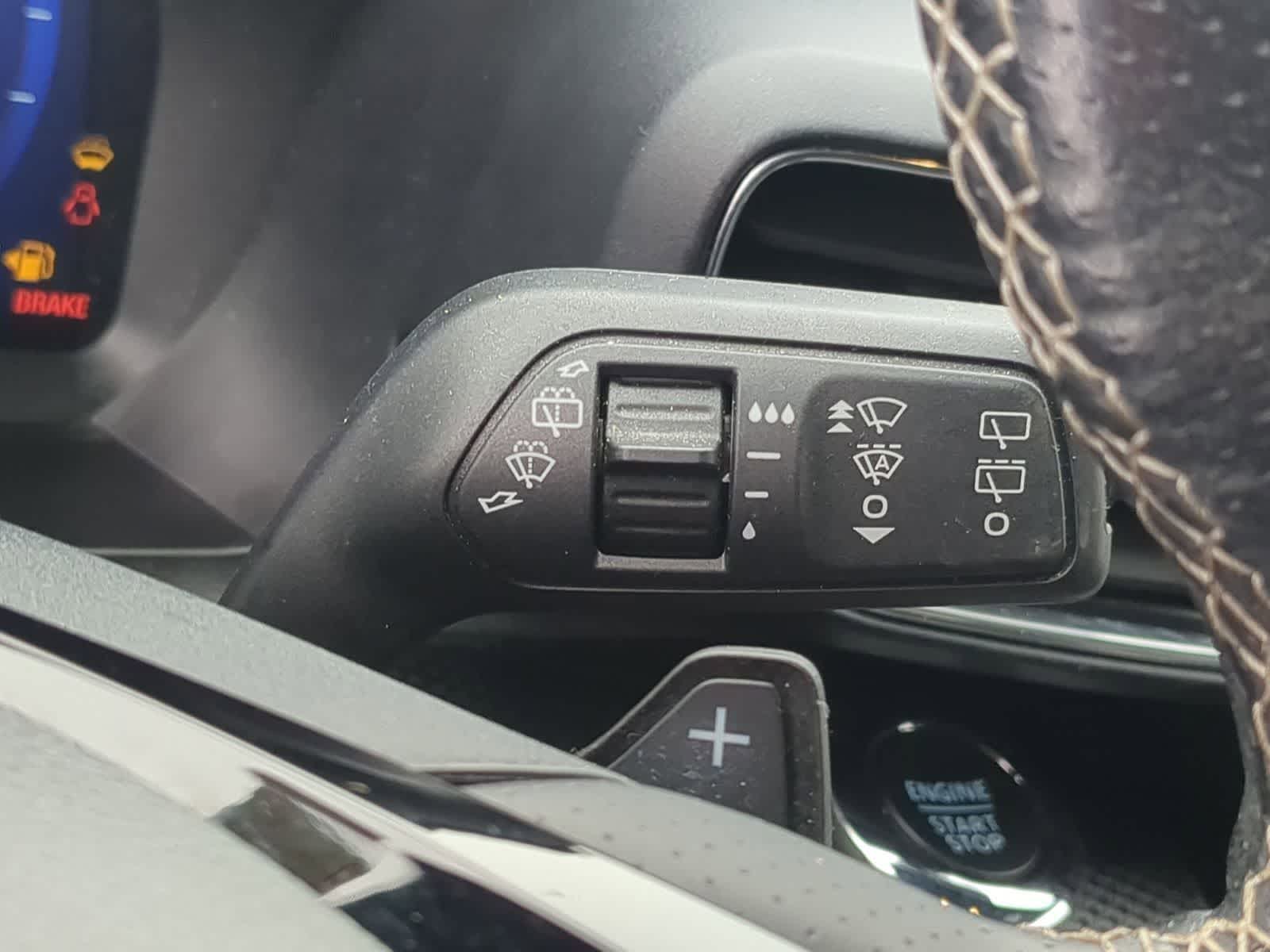 Thumbnail: 2022 Ford Explorer - 34