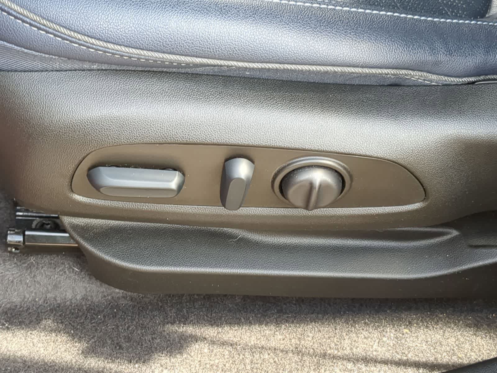 Thumbnail: 2022 Chevrolet Bolt EUV - 23