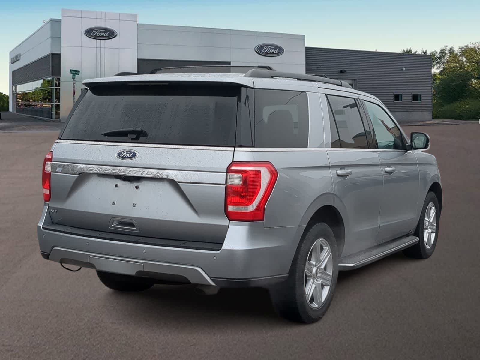 Thumbnail: 2020 Ford Expedition - 11