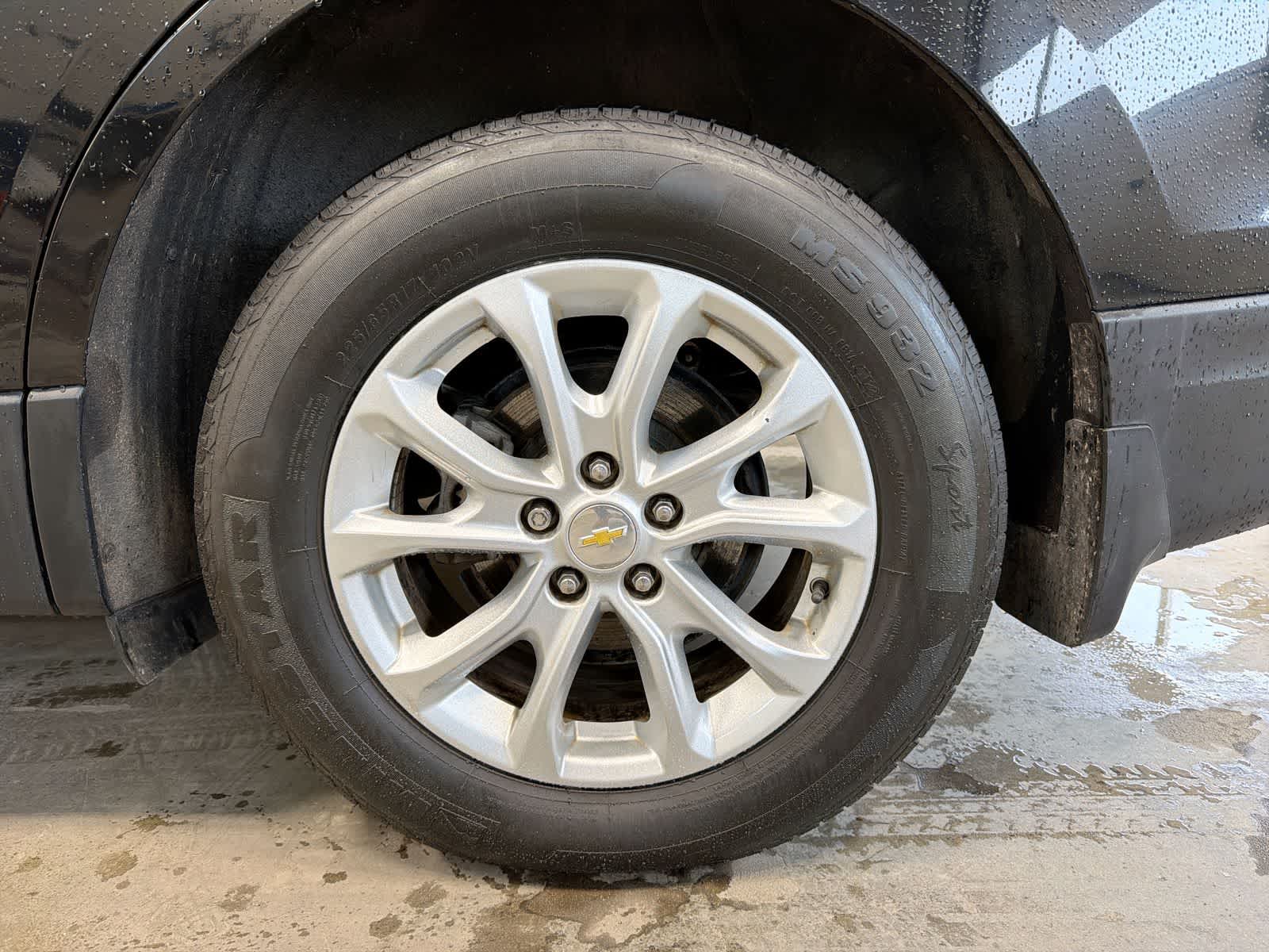 Thumbnail: 2020 Chevrolet Equinox - 19